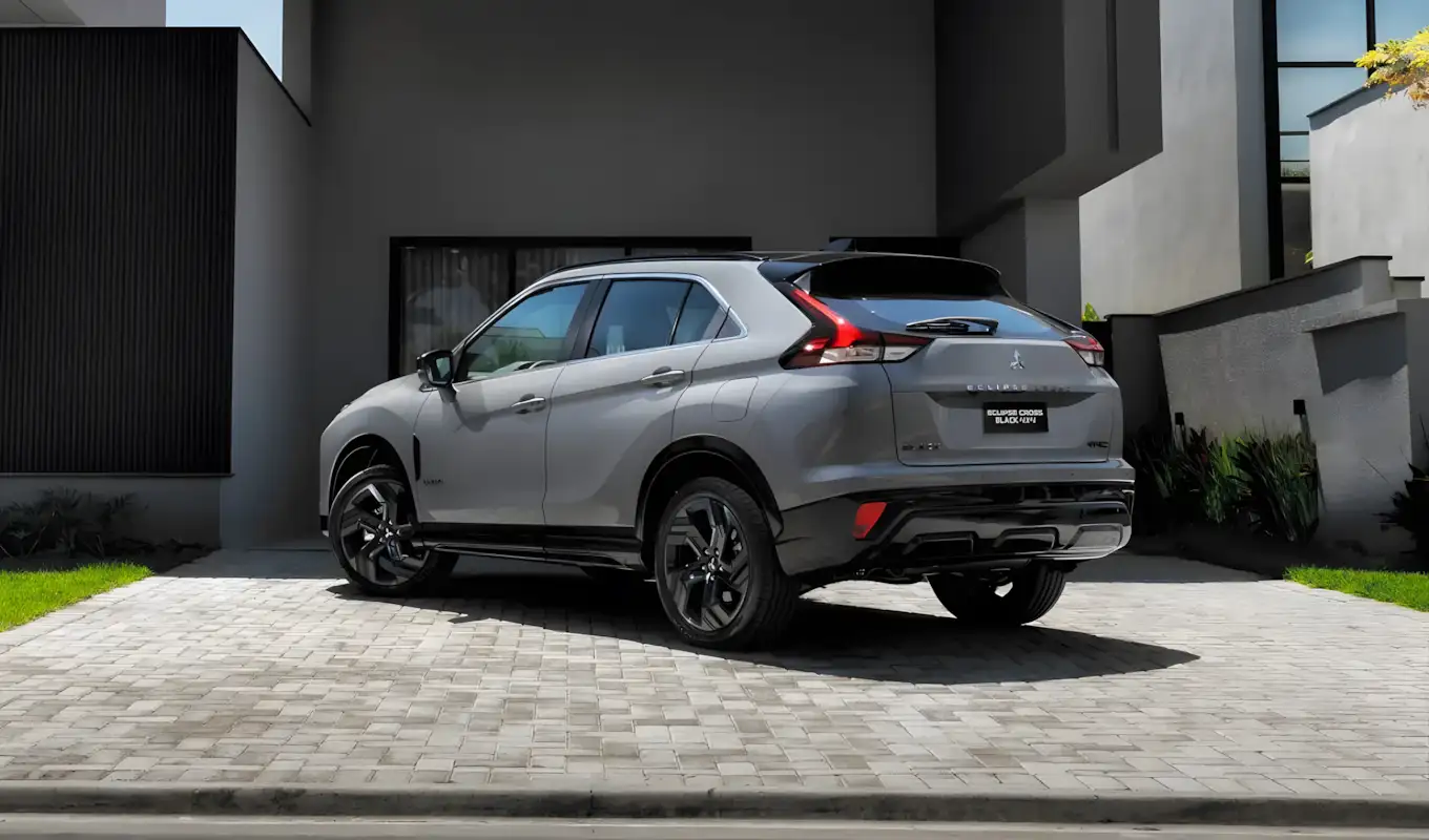 Novo Mitsubishi Eclipse Cross Black 2027 traz identidade visual exclusiva por R$ 224.990