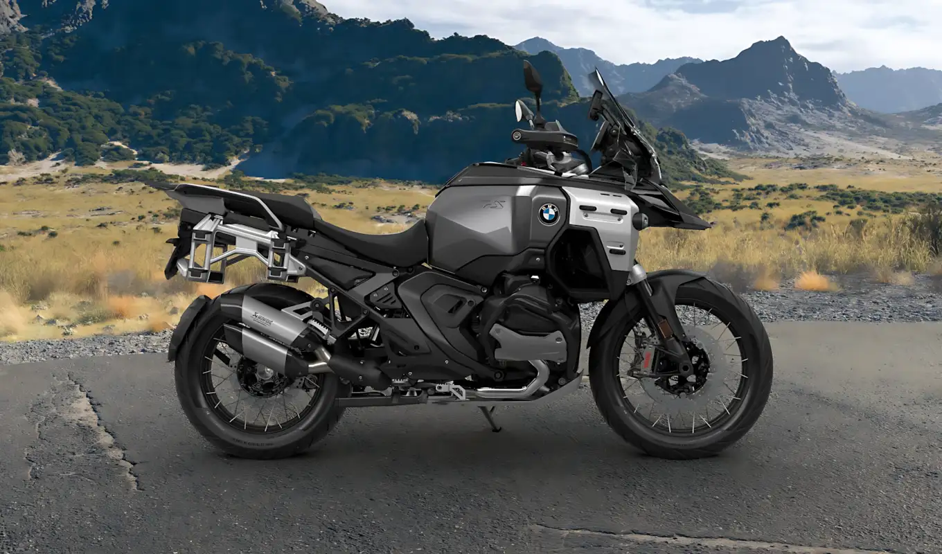 BMW R 1300 GS Adventure Triple Black ganha câmbio ASA com Kit Baixo; versão sai por R$ 156.990