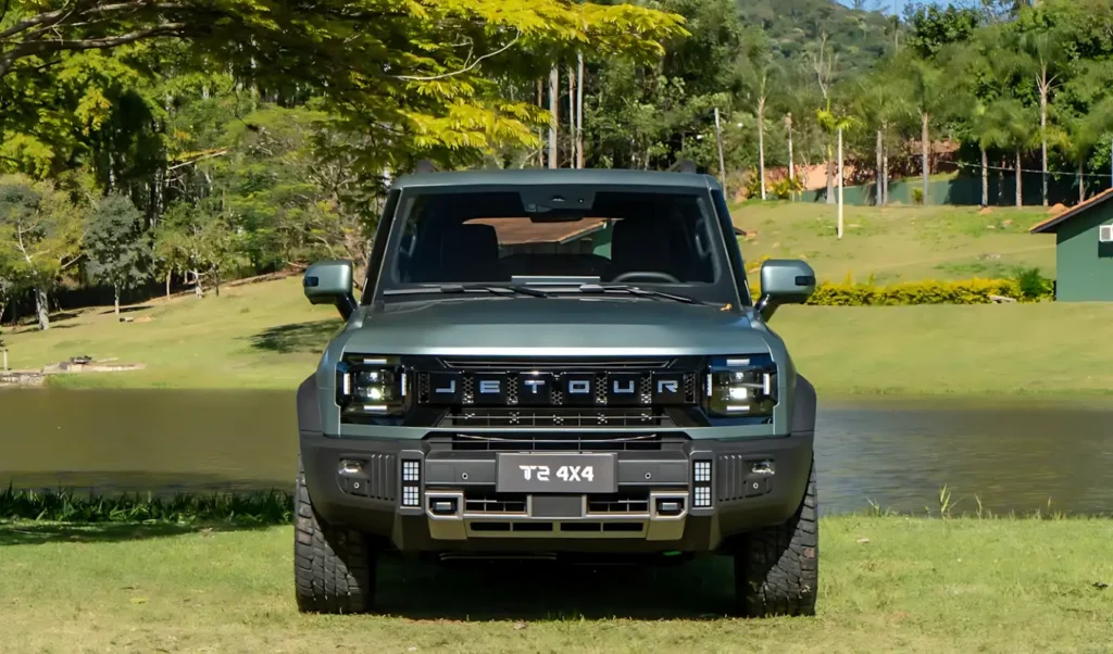Jetour T2 XWD 4x4 combina motor 1.5 turbo, três motores elétricos e tração 4x4 inteligente para disputar espaço no segmento off-road