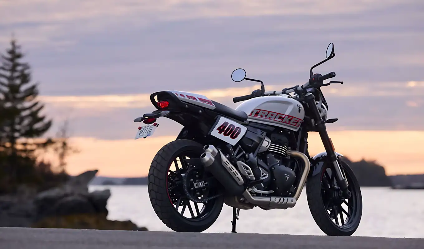 Triumph Tracker 400 e Thruxton 400 chegam ao Brasil com preços abaixo do esperado