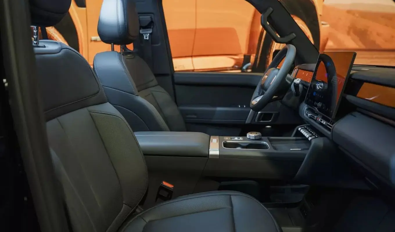 ICaur V27 REEV AWD i4