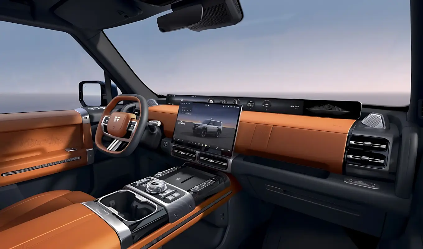 Interior do Jetour G700 com tela panorâmica de 35,4 polegadas